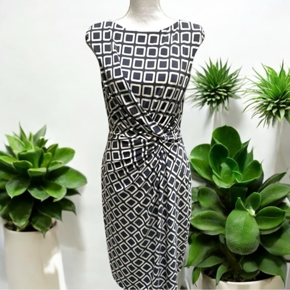 Lauren Ralph Lauren Cream & Gray Geometric Print Stretch MIDI with‎ Roused Waist